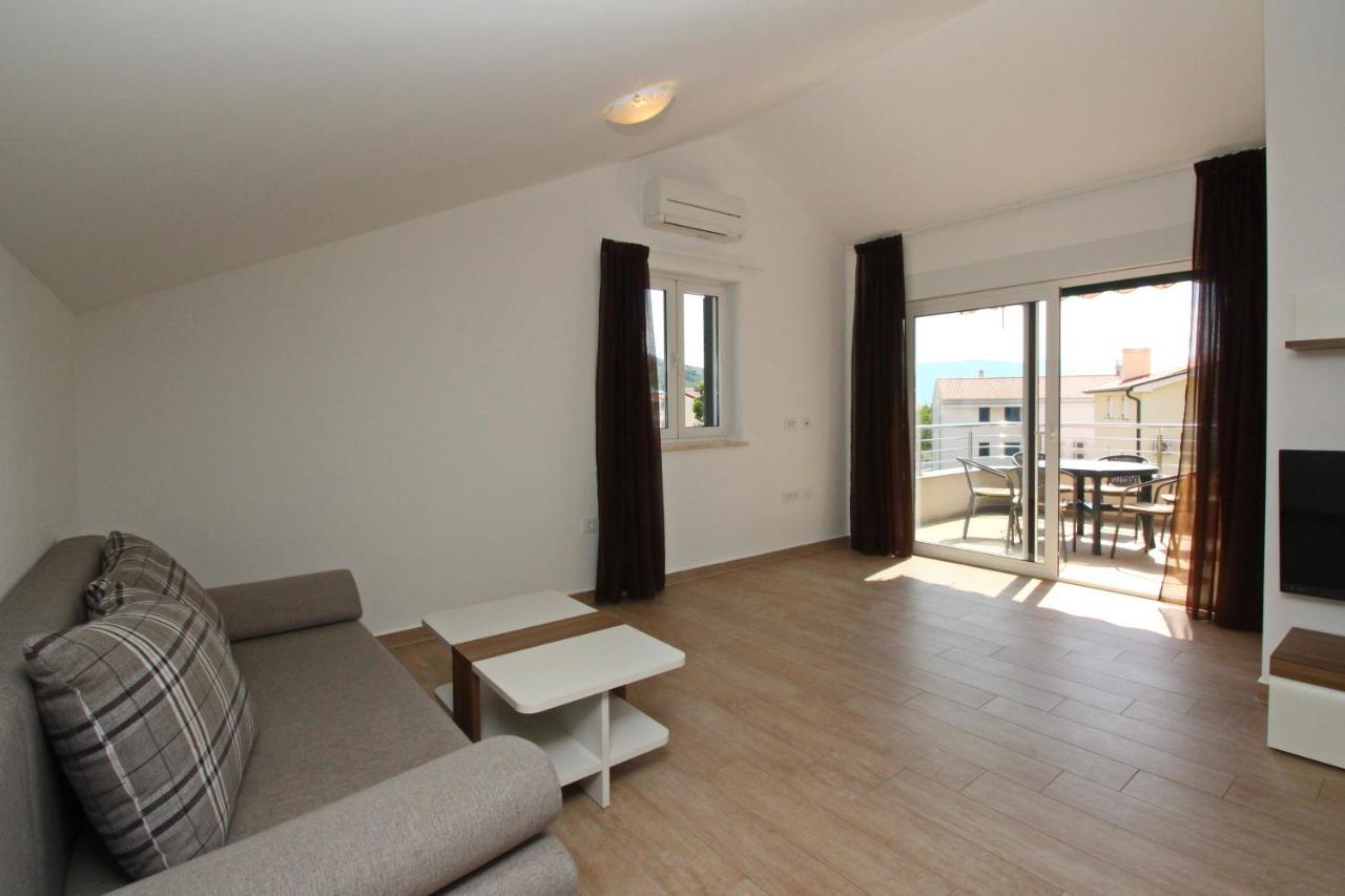 Apartments By The Sea Baska, Krk - 18845 外观 照片